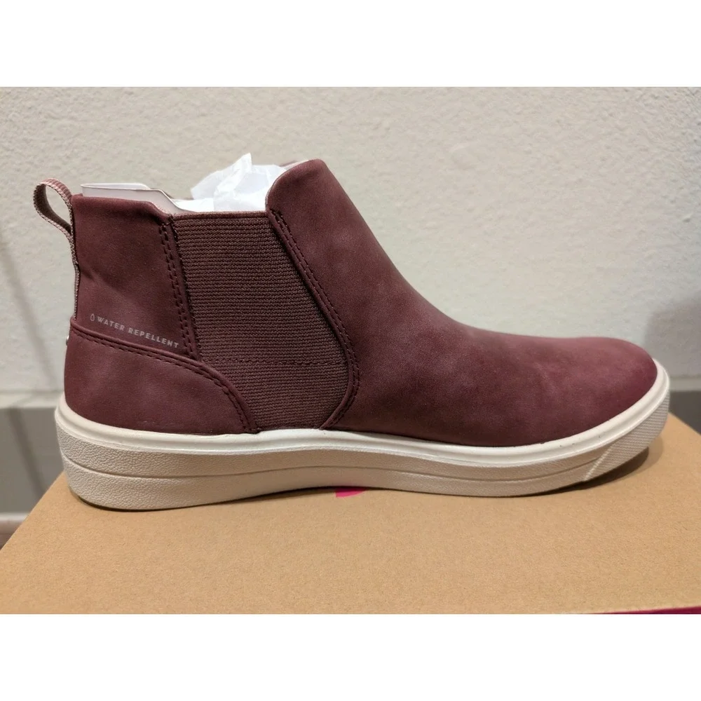 Ryka Women Shoes 9M Viv Boot Water Resistant‎ Sneak Rich Purple Faux Leather